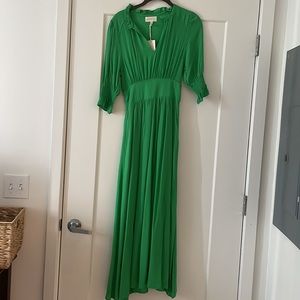 Mellóday green midi dress